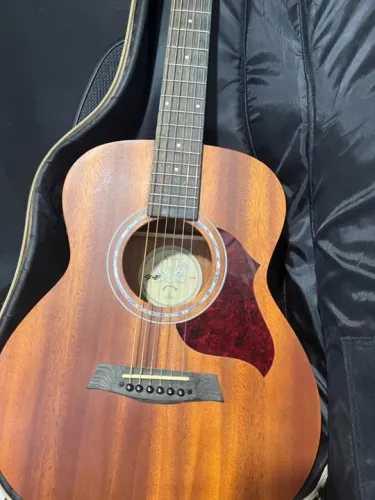 Violao Seizi Tokyo Baby Mahogany Satin e Guitarra Groovin