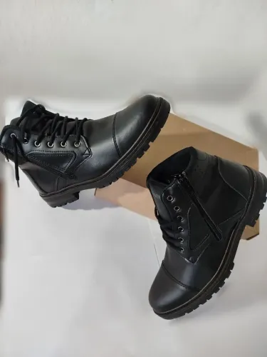 Bota Coturno (Wonder Comfort) Zíper lateral. N° ,41/42. (PIX, DINHEIRO E CARTÃO).
