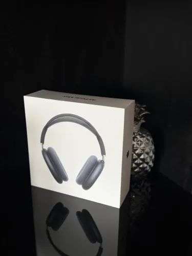 Fina Apple AirPods Max novo. Ler anúncio! 