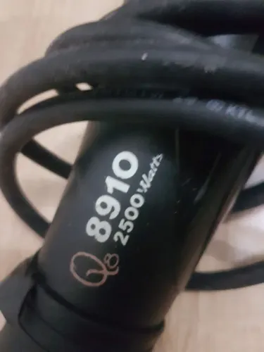 Secador de Cabelo Profissional 8910 Q8 2500 Watts