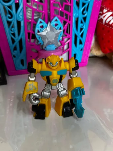 boneco playskool heroes transformes bumblebee hasbro