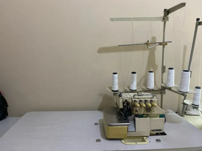 Máquina interloque industrial Marbor