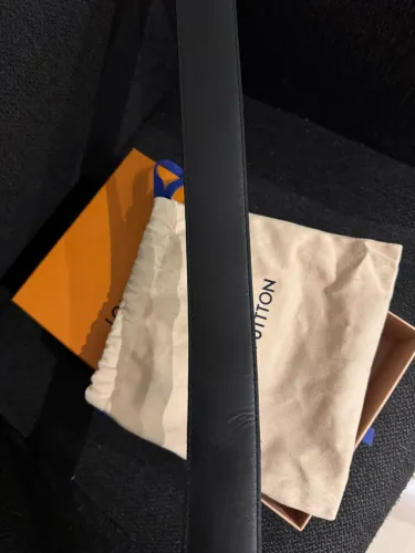 Cinto Louis Vuitton LV linitiales reversível 38