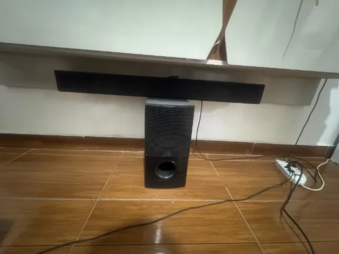 Soundbar LG SNH5 600W RMS com Subwoofer Bluetooth HDMI