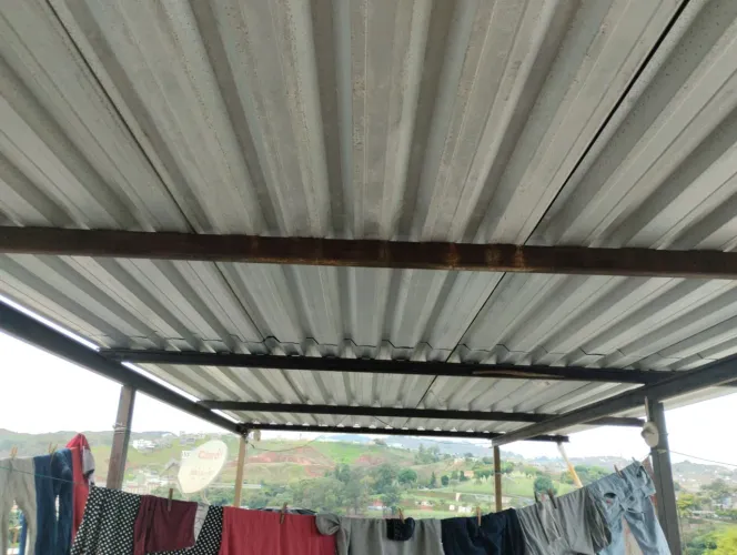 Telhas novas 8 retirada por conta do comprador 450