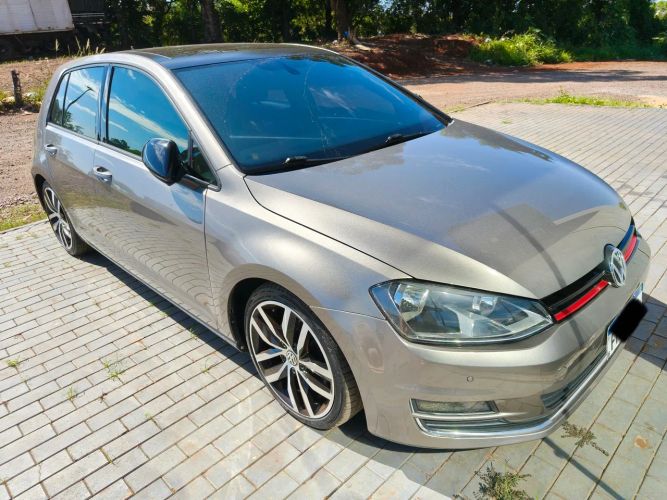 Imagem de Volkswagen Golf Highline 1.4 TSI 140cv Aut. 2015