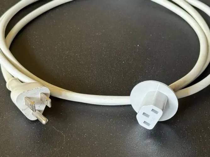Cabo de alimentação original iMac 21" e 27" (2012-2017)