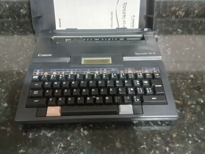 Máquina de escrever eletrica Canon