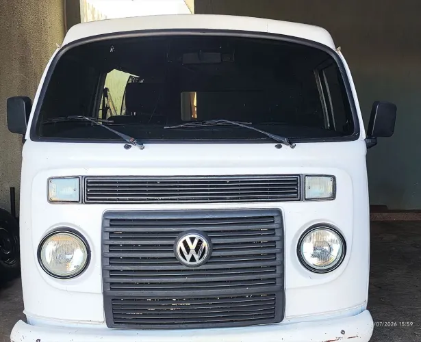Volkswagen Kombi Furgão 1.4 MI Total Flex 8V 2012