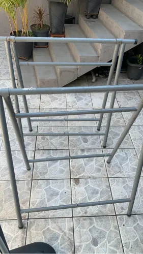 Andaime dobrável
