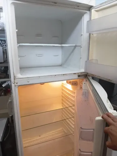 Geladeira Continental