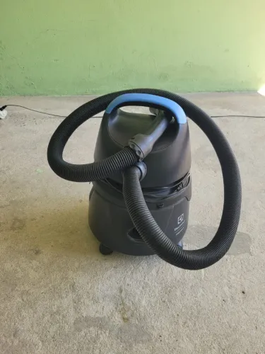 Vendo aspirador Electrolux