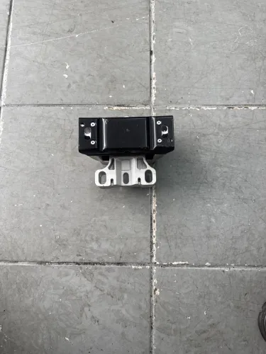 Coxim Motor Lado Esquerdo Audi A3 1.8 Anos 1996 Até 2006