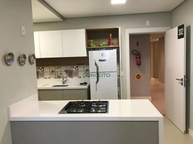 Studio mobiliado 43m², com 1 vaga, no coração do Centro de Florianópolis, Patio Milano por