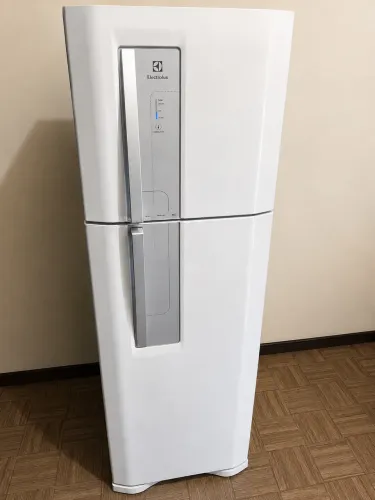 Geladeira Electrolux- semi nova