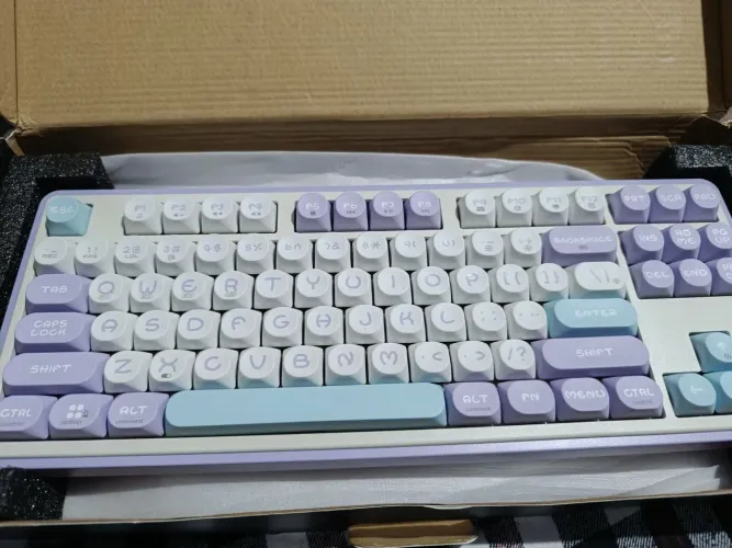 Teclado Mecânico AJAZZ AK 870 - Moa Maillard