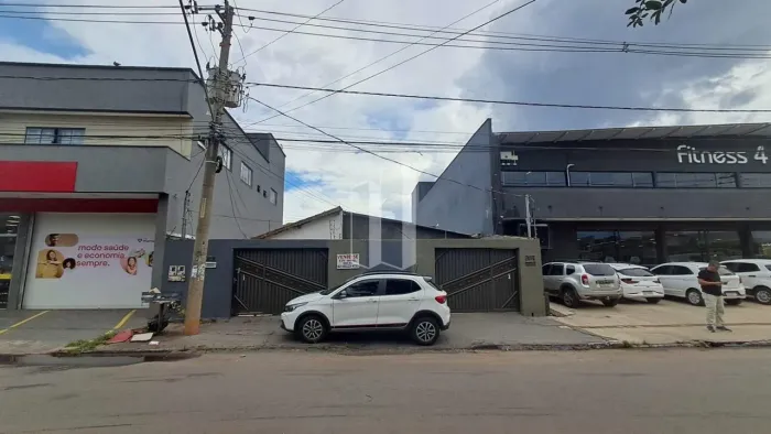 Imovel de 400 mts² no melhor ponto comercial da av b, vila isaura