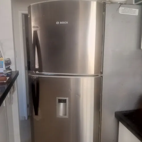 Geladeira inox Bosch