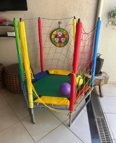 Mini cama elástica infantil