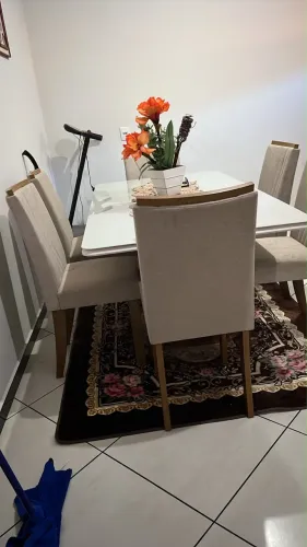 Mesa 6 cadeiras