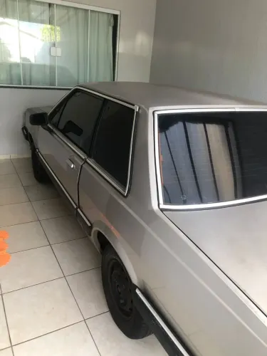 Ford Del Rey GLX 1.6/1.8 / GL 1.6/1.8 2P E 4P 1989