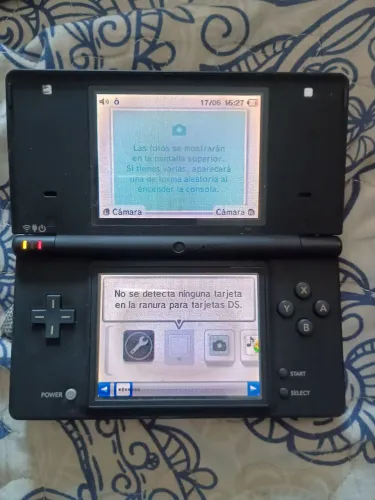 Nintendo DS / c/ Caixa, manual e 6 jogos. Item para colecionador