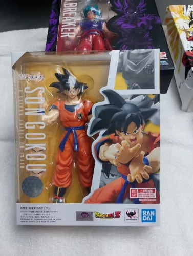 Action Figure Son Goku A Saiyan Raised on Earth - S.H.Figuarts (Original Bandai)