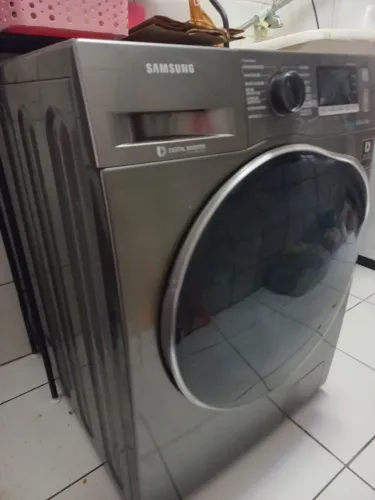 Lavadora e secadora digital inverter Samsung