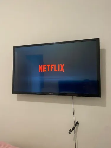 Smart TV Samsung 32" UN32J4300