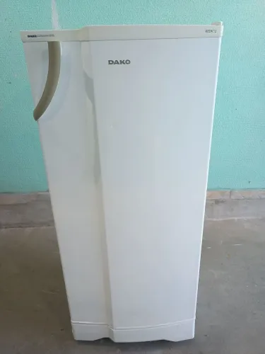 Geladeira Dako 320 litros