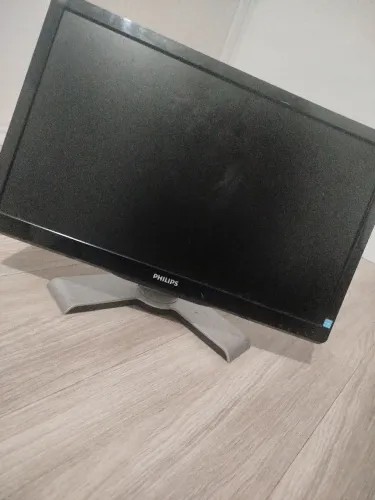 MONITOR PHILIPS 
