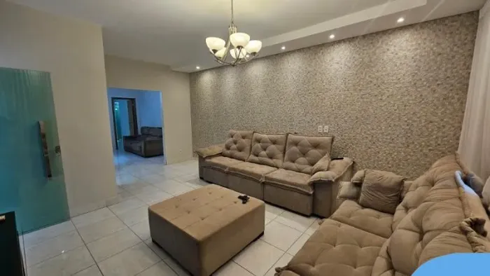 CASA RESIDENCIAL em Goiânia - Goiás, Vila Rezende
