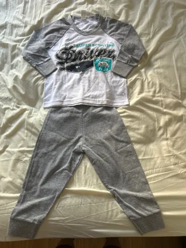 Pijama carros tamanho 2 cinza