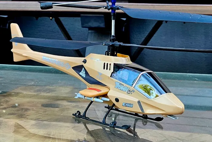 Helicóptero E-flite blade cx2 4ch
