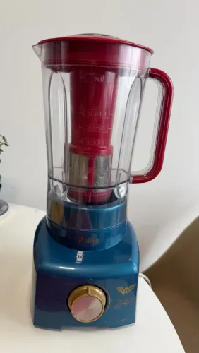 Liquidificador Philco 220V - Usado em ótimo estado