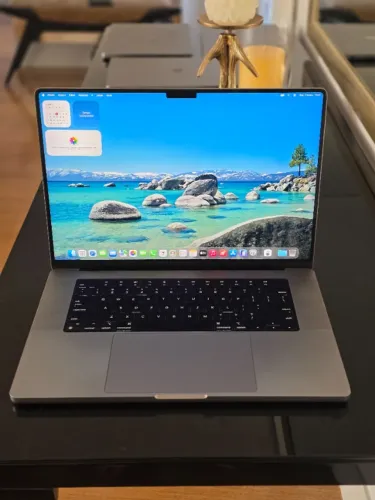 MacBook Pro M1 Pro 16GB RAM 500GB SSD