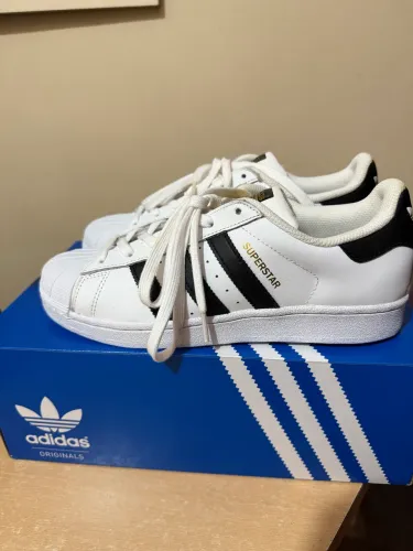 Tênis Adidas Super Star branco 38 novo na caixa
