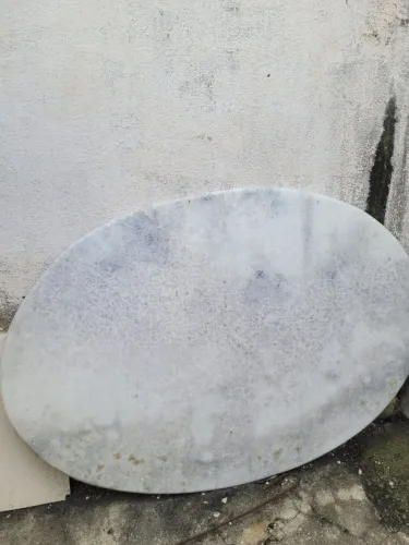 Pedra de mármore oval/branca