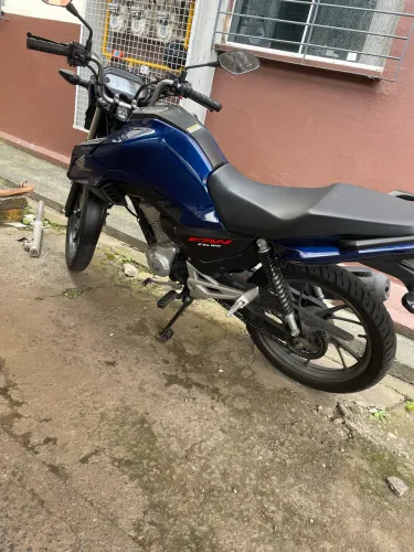 Moto em perfeito estado