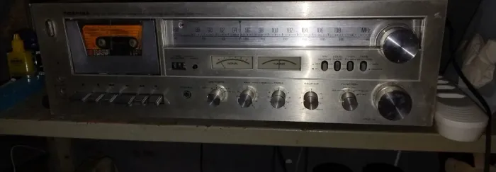 Receiver FM & Tape Deck Toshiba TMC 7560