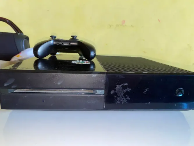XBOX ONE   ACEITO TROCAS EM IPHONE OU AR CONDICIONADO SPLITE 