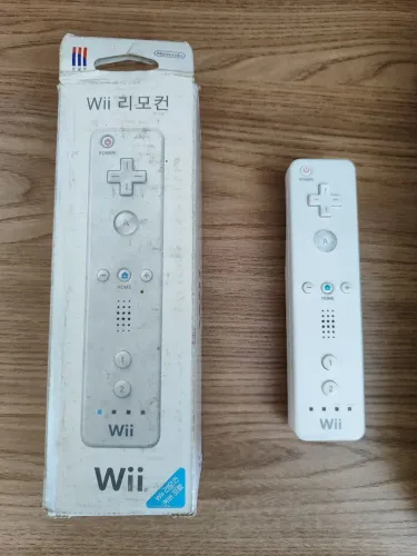 Controle Nintendo Wii original japonês e na Caixa - Com defeito