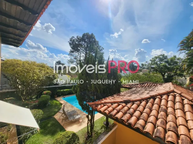 Casa a venda no Jardim Leonor proxima ao Clube Paineiras com 440m2, 4 suites, piscina e ja