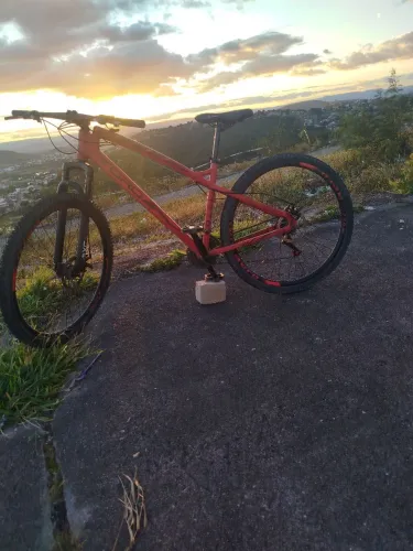 Vende-se bicicleta