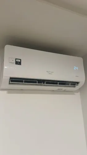 AR-CONDICIONADO SPRINGER MIDEA INVERTER 9000