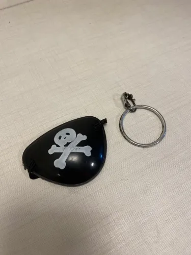 Tapa olho e brinco de pirata
