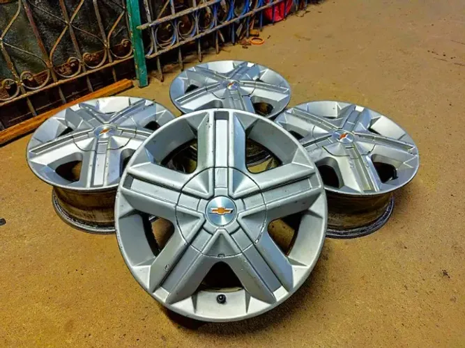 Rodas aro 14" Modelo Original GM Chevrolet- Aceito Cartão