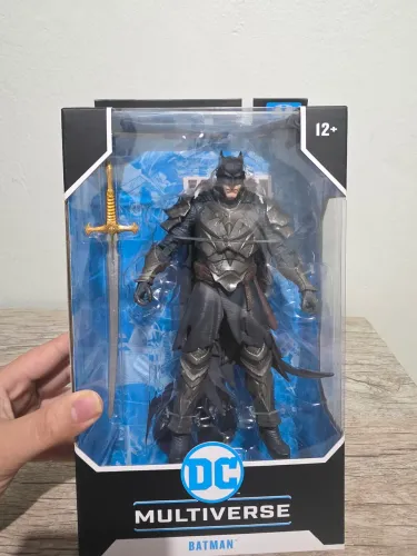 Action Figure Batman (Dark Knights of Steel) Medieval - McFarlane Toys (DC Multiverse)