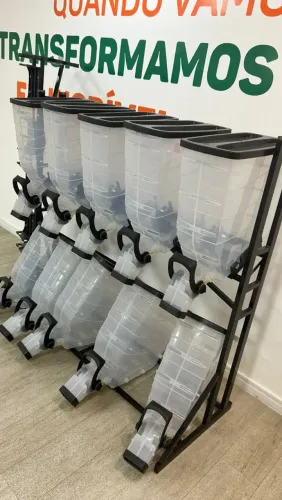Vende-se dispensador industrial para rações, grãos,cereais,castanhas ou doces.