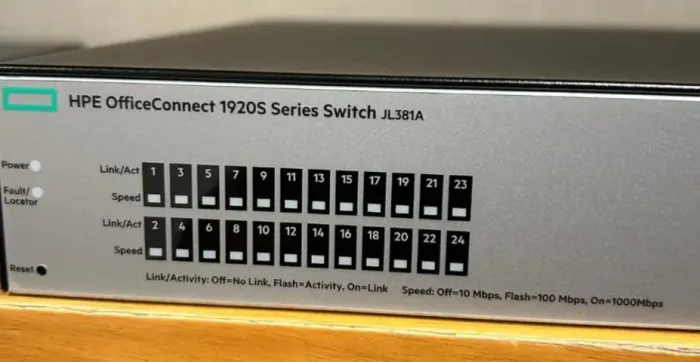 Switch Gerenciável HPE OfficeConnect 1920S Série JL381A( usado)